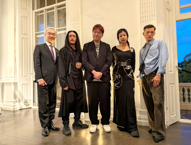 倫敦時裝週台灣首度以國家隊亮相　設計師各顯才華