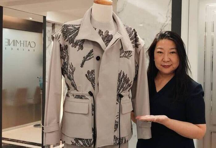 大阪世博台灣館導覽制服環保布料　含玉米、牡蠣殼