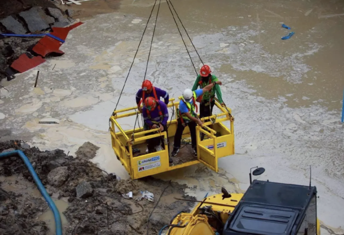 查恰視察三森路塌陷點　新裂縫現蹤預估週三改善