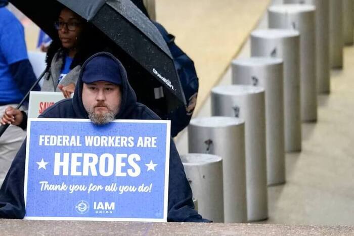 美法官下令　阻白宮在政府關門期間大量解雇聯邦員工