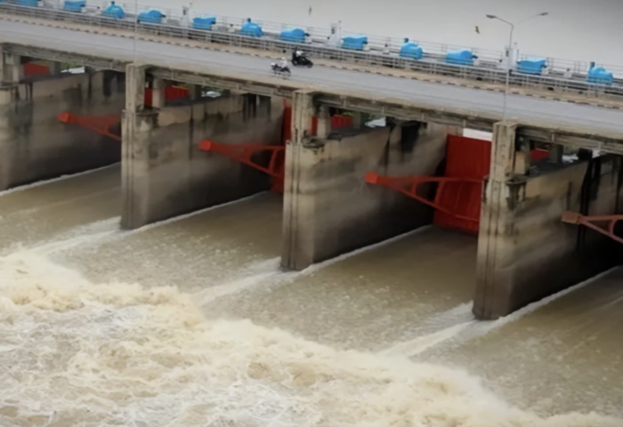 湄南河水庫滿溢　泰中部16省洪勢未歇