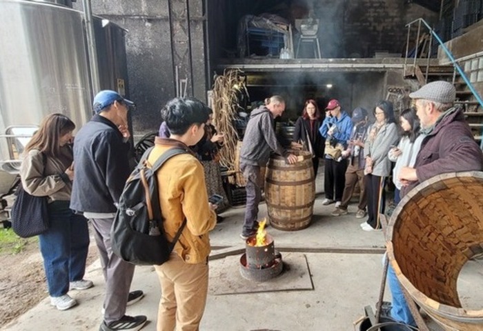 台灣青年赴法國葡萄酒產業培訓　體驗釀造工藝