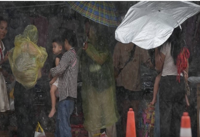 泰國全境降雨持續　氣溫驟降須防健康