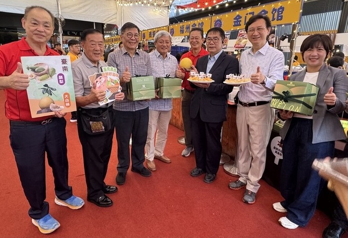 黃偉哲赴星推廣台南洋香瓜　駐星代表邀旅客來台觀光