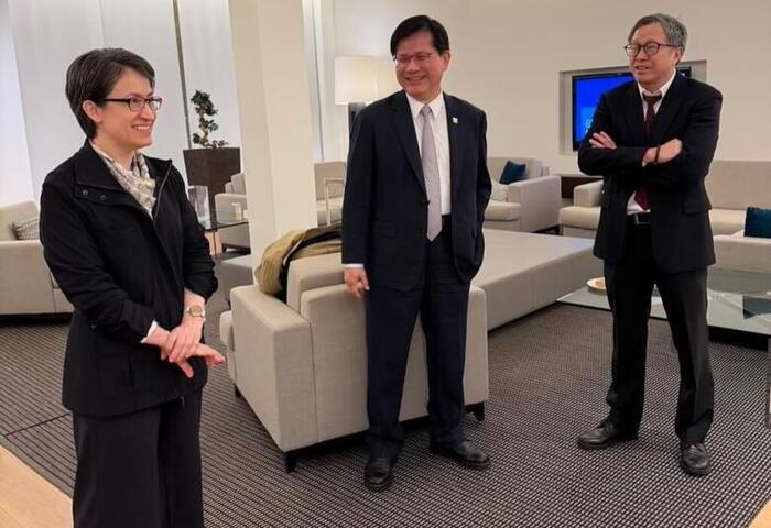 陪同蕭副總統訪歐完成任務　林佳龍致謝總統與外交團隊