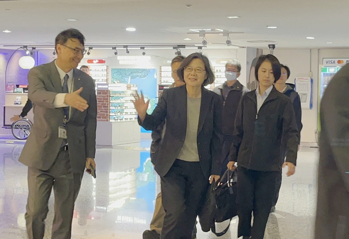 啟程赴柏林演說　蔡英文強調外交一棒接一棒不停歇