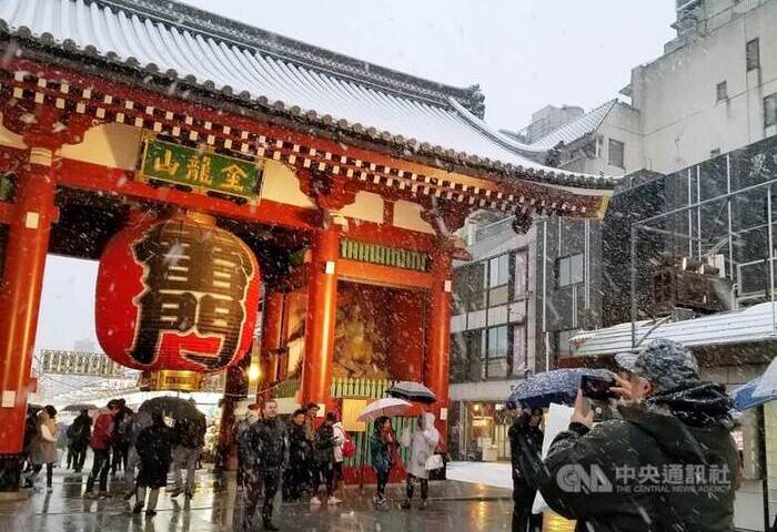 日本替觀光公害政策找財源　擬調漲出國稅逾3倍