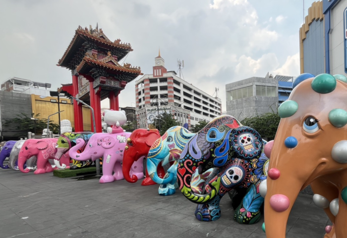 大象藝術巡展登場　曼谷河岸掀打卡熱