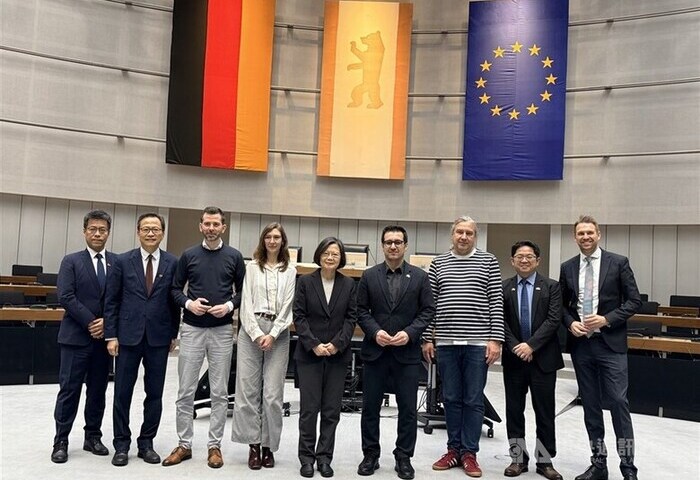 蔡英文：讓世界看見台灣　在國家面前應團結一致