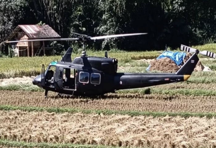 陸軍補給機　緊降無傷