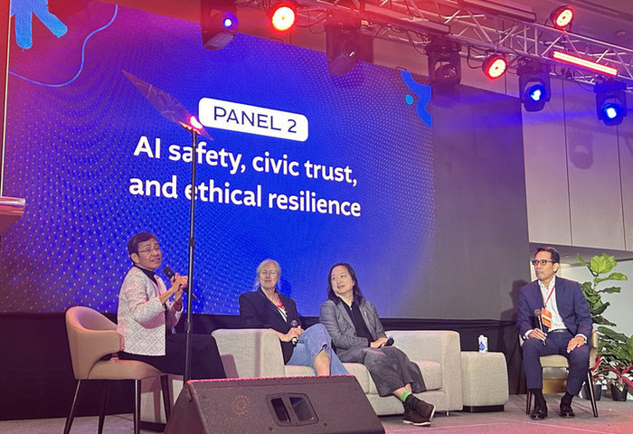 唐鳳出席菲律賓論壇　分享台灣民主韌性模式