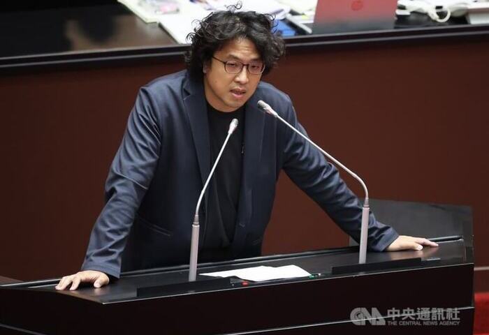 中共懸賞抓捕沈伯洋　立院外交及國防委員會通過譴責案