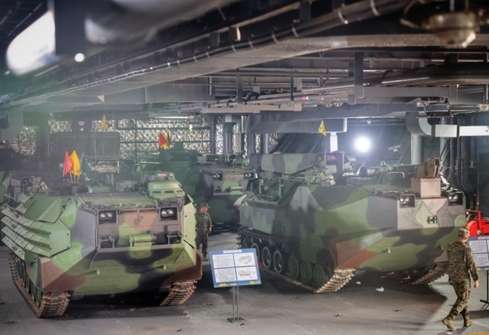 海劍二精準命中靶機　玉山軍艦彈箱漆上3枚黃星功標