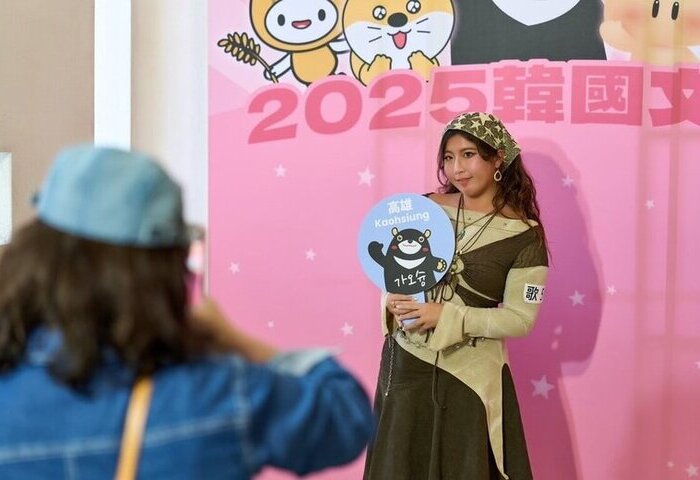 TWICE掀熱潮　高雄「韓國文化日」展現年輕世代熱情