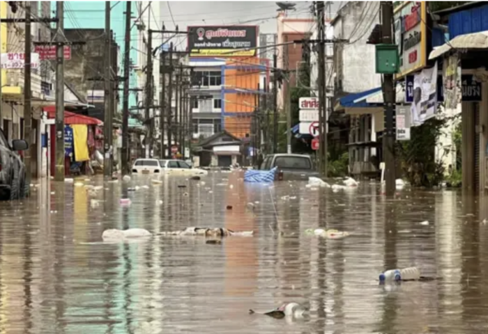 南部暴雨釀大洪災 合艾創三百年紀錄