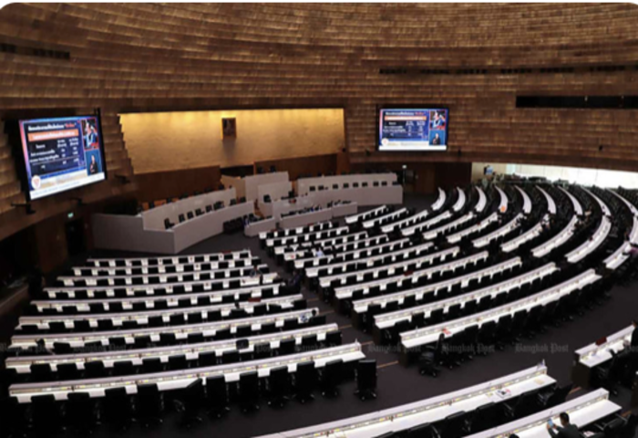 修憲草案初審完成　兩天特別會議備戰長時辯論