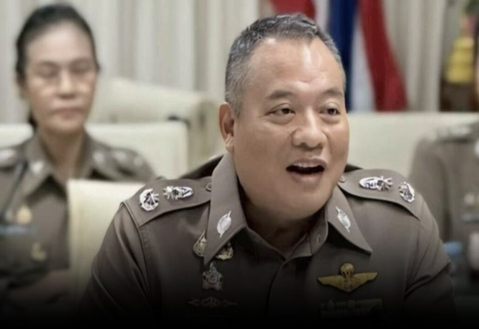 南部洪災阻斷交通 泰移民局減免逾期