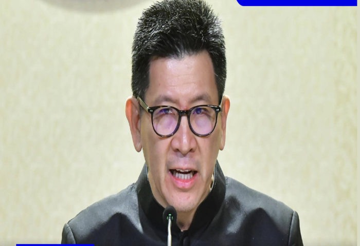 遭合照爭議延燒　艾卡尼提暫緩決定選戰去留