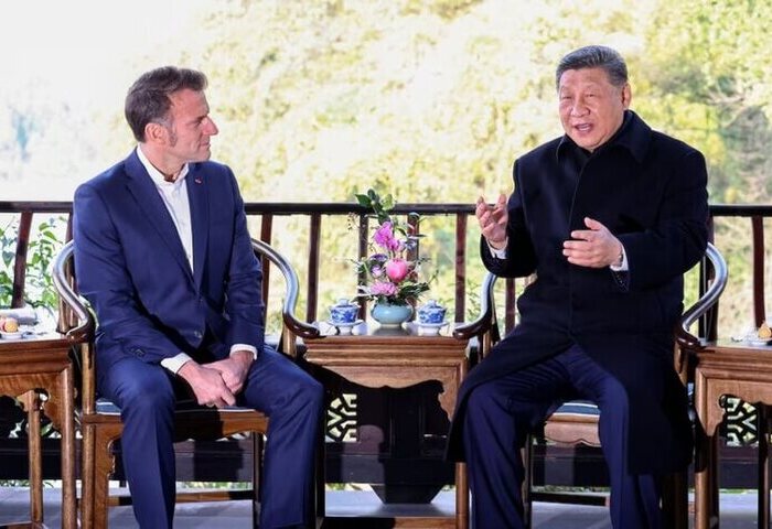 習近平與馬克宏都江堰交流  同意保持密切溝通