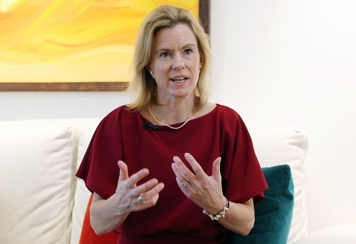 【專訪】英國代表秀親和力　個人臉書記錄台灣足跡建立連結