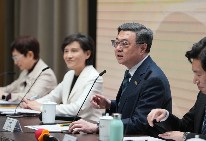 卓榮泰：不副署絕非行政權獨裁　立法院可提倒閣制衡