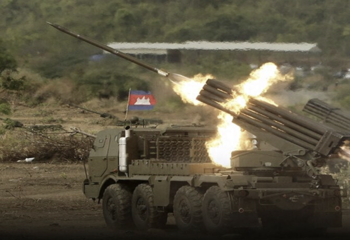 泰軍空襲奏效　F-16摧毀大量BM-21火箭彈