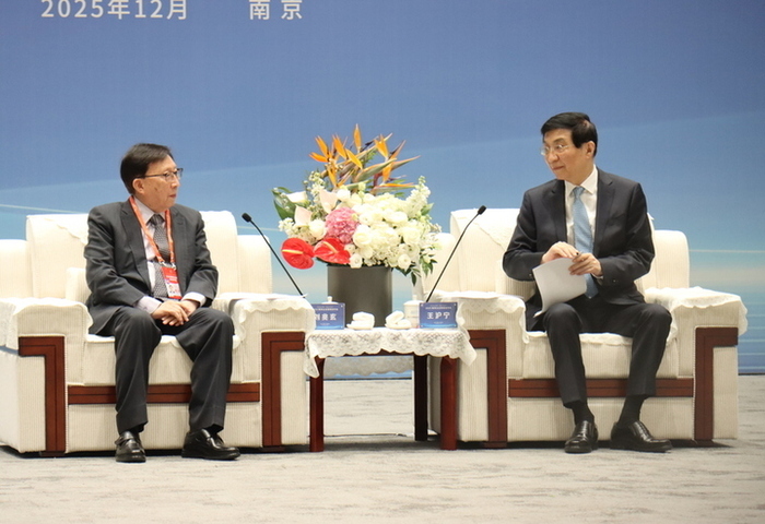 劉兆玄與王滬寧會見：高度重視中國「十五五規劃」