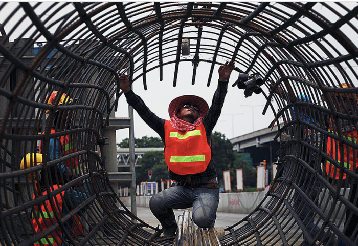 霾害衝擊非正式勞工　健康與防護成本雙重壓力