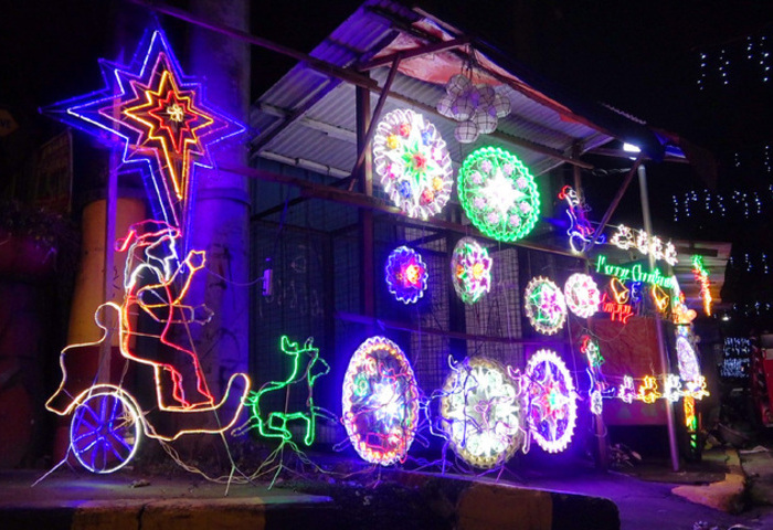 試煉中帶來希望  巴洛爾燈籠照亮菲律賓耶誕節