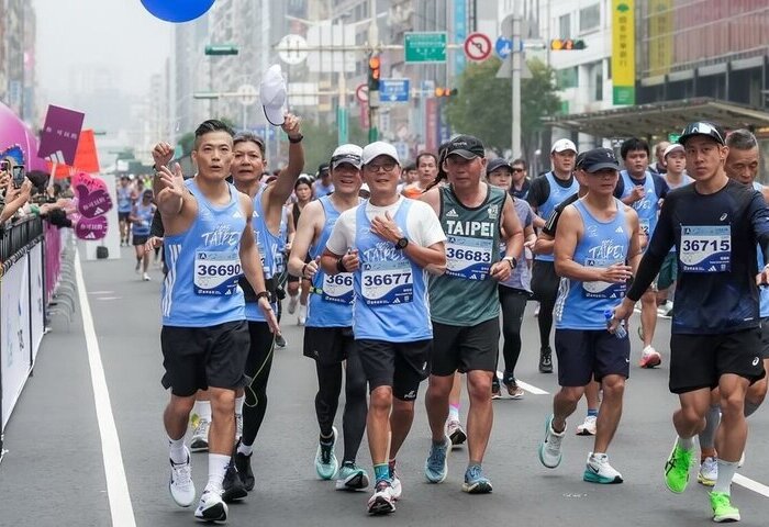 蔡明忠：AI把台灣推上世界舞台　明年經濟也會很好