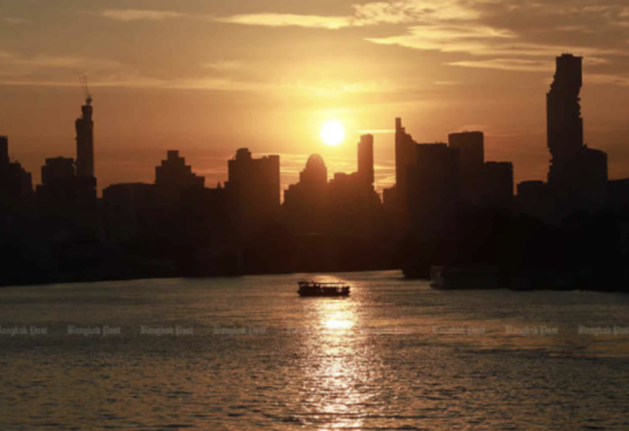 灰色資金浮現　合照風波考驗選情