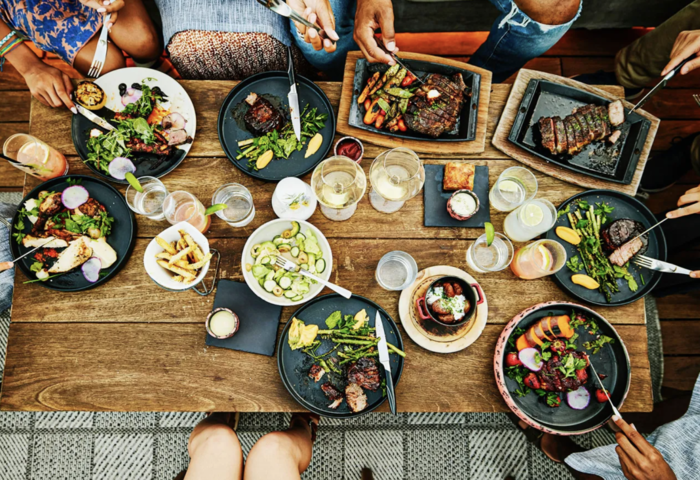 世界幸福報告揭示　共餐頻率勝過收入