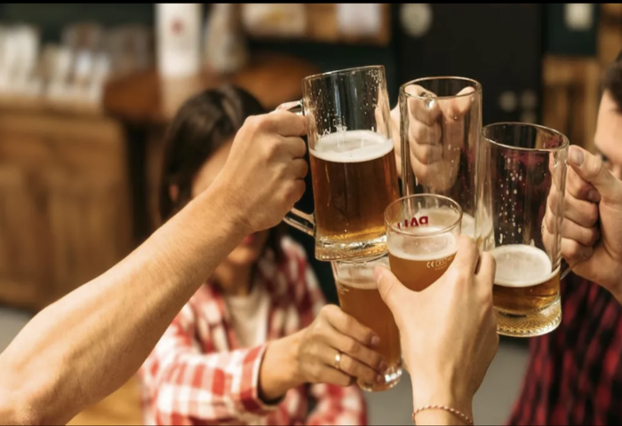 放寬酒類販售時段　跨年消費動能回溫