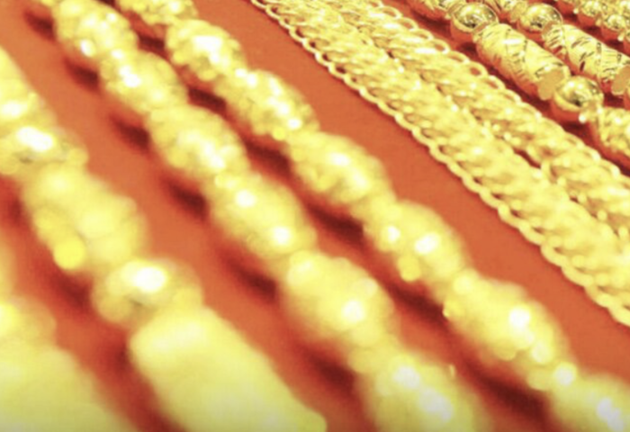 金價全年暴漲破紀錄　市場看好挑戰7萬