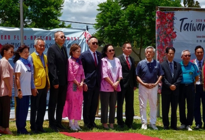 南非僑界元旦升旗 關注駐處遷離議題盼持續對話