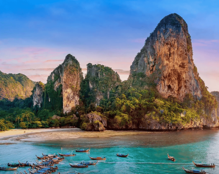 水患衝擊邊境緊張　外客旅泰10年首降