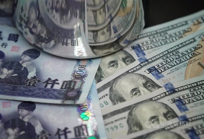 外資2025年淨匯入368億美元　寫史上第2大