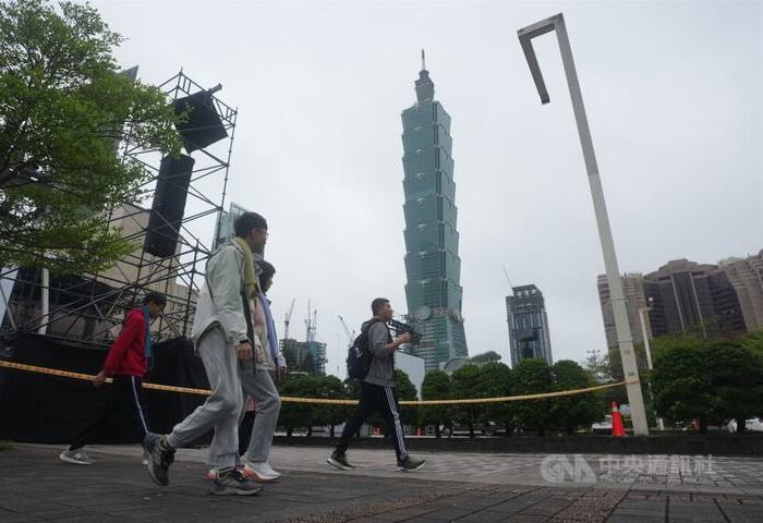 台灣人均GDP預估將破4萬美元　學者籲留意產業K型化