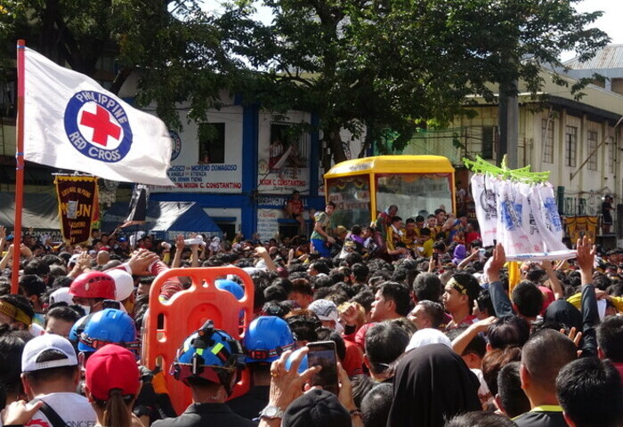 菲律賓宗教盛事4死千餘傷 當局檢討人潮管理措施