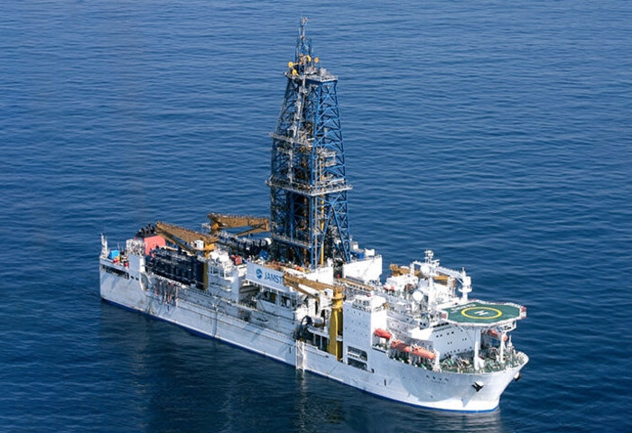 日本稀土鑽探船出航　替2027年2月正式試採鋪路