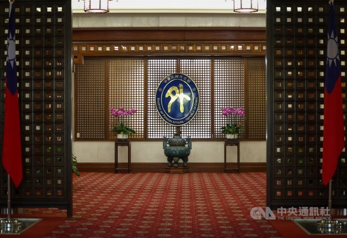 伊朗鎮壓抗議5台灣僑民平安　外交部：旅遊警示紅燈