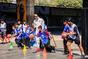 高架橋下變身健康基地 泰高速公路局打造青年運動空間