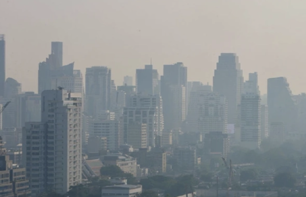 曼谷 PM2.5 偏高　邦叻、叻甲挽列紅色警戒