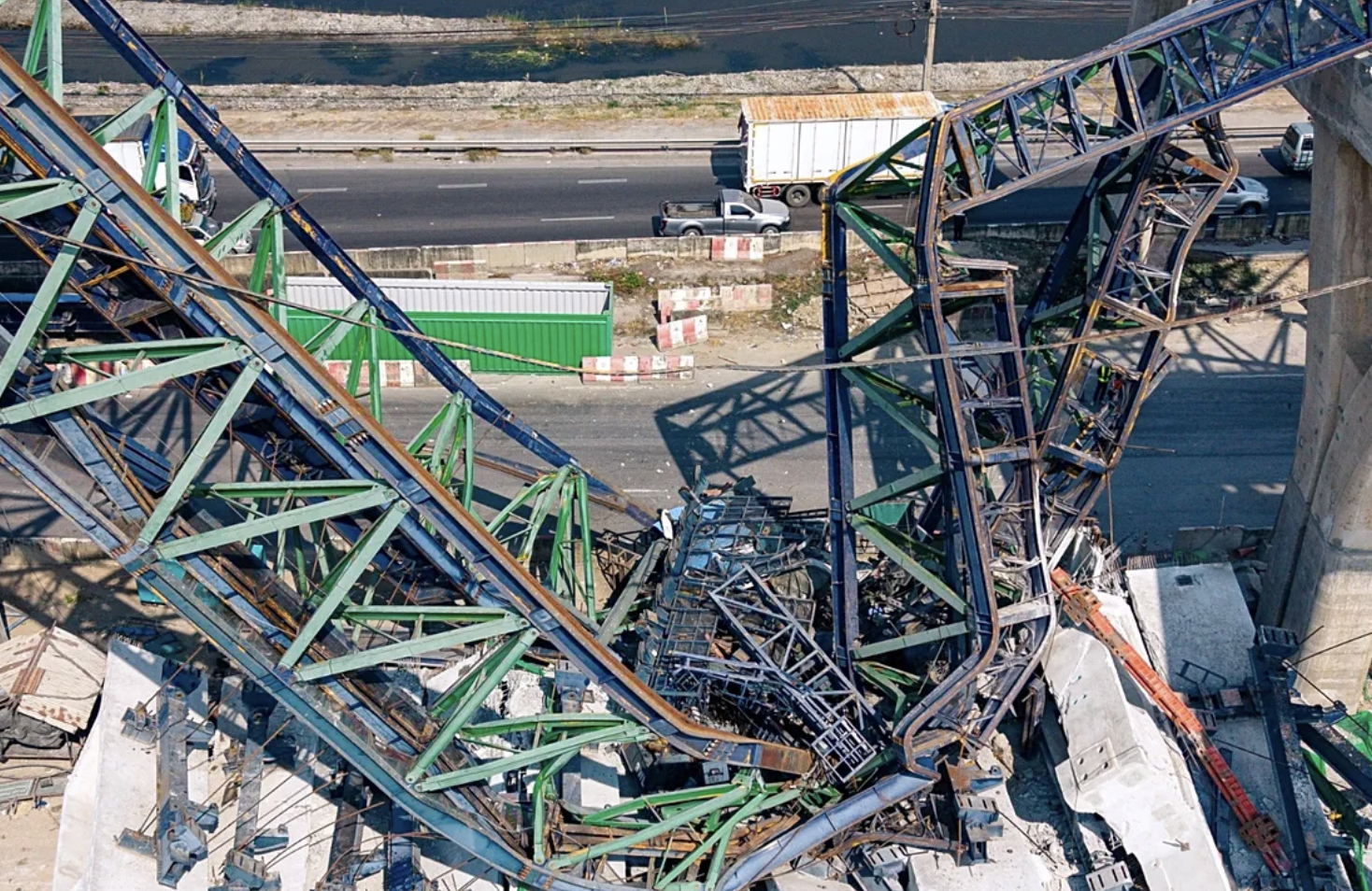 起重機事故限期7天查明　交通部停工13案