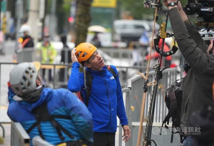 霍諾德攀台北101改期至25日　挑戰動機和家庭觀一次看