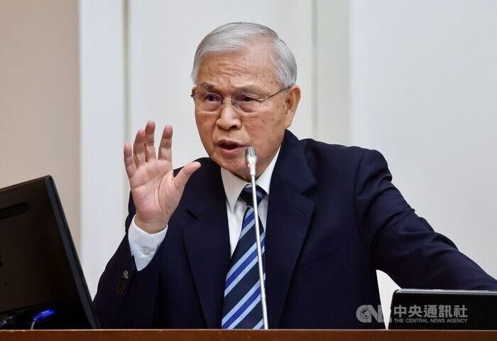 IMF點名台灣美元曝險高　楊金龍：有誤解、央行不緊張