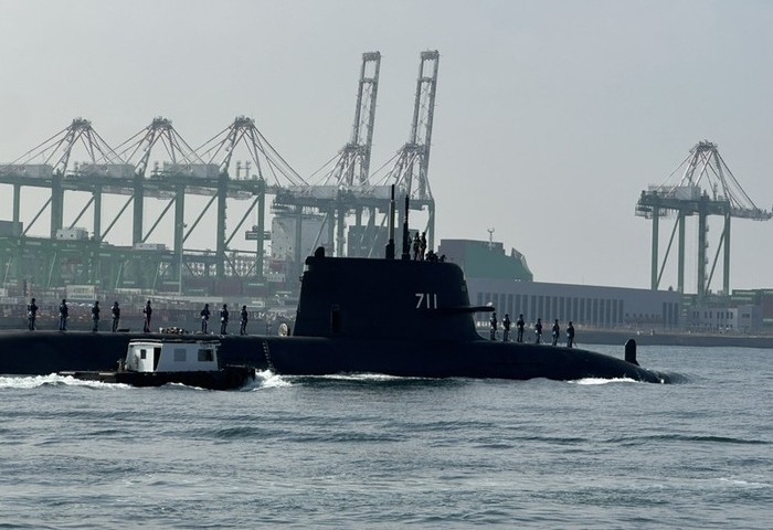 卓榮泰：海鯤號已如在野黨所說沉下去又浮上來了