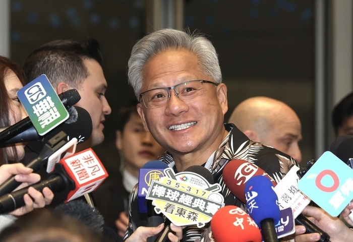 黃仁勳：攜手聯發科打造系統單晶片　專為AI電腦設計
