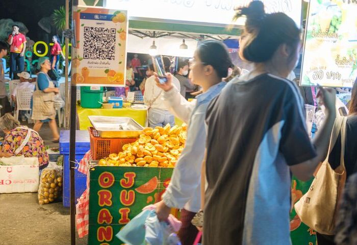 不怕找零、不用算匯率，外國遊客在泰國都改用行動支付？