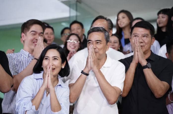 阿披實感謝選民支持　民主黨表態做好反對黨角色